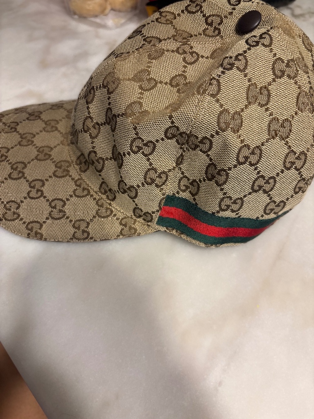 GG baseball hat with Web